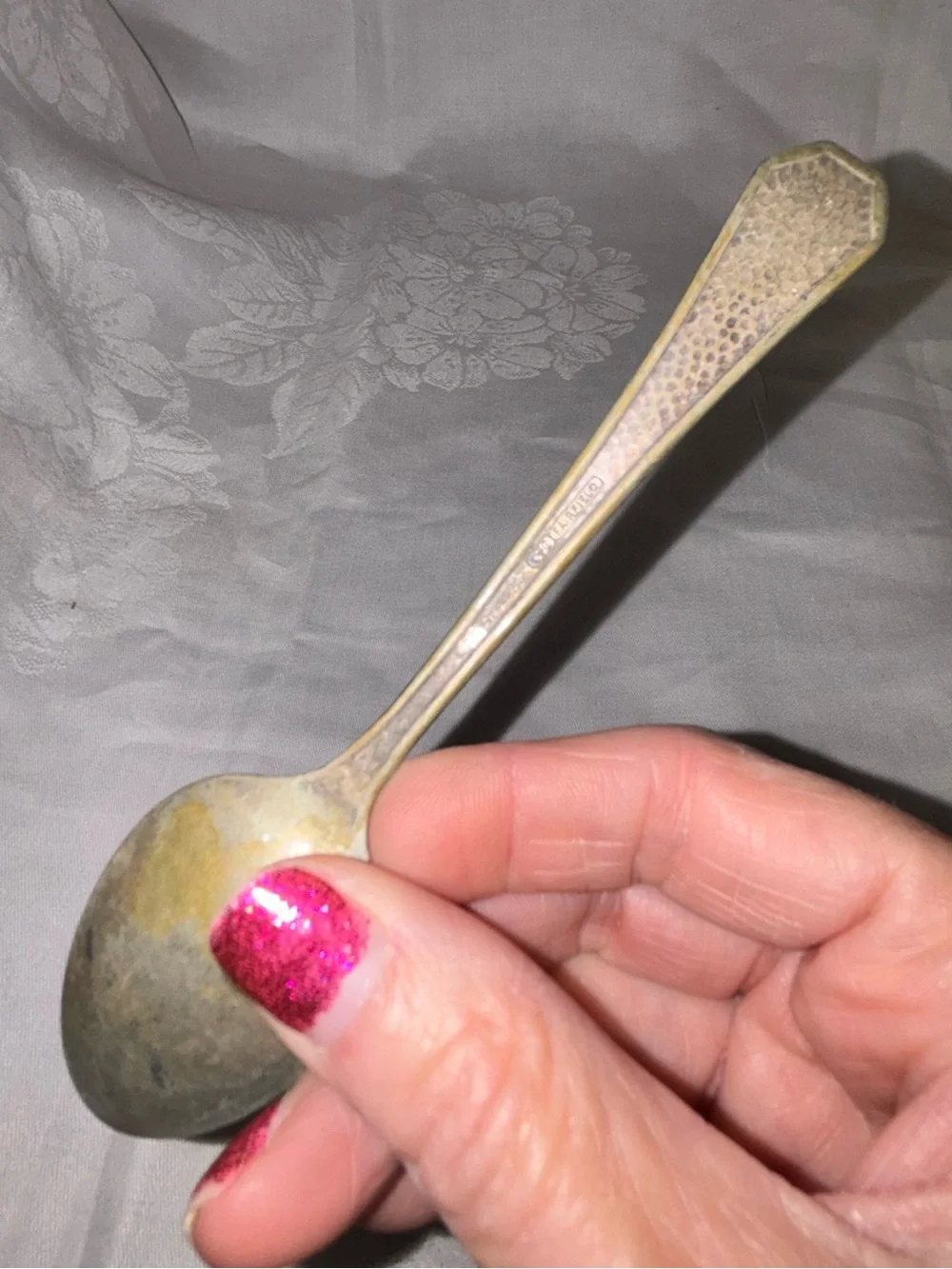 Vintage Fairfield Plate Two Silverplate Art Deco Hammered Teaspoon Flatware HTF
